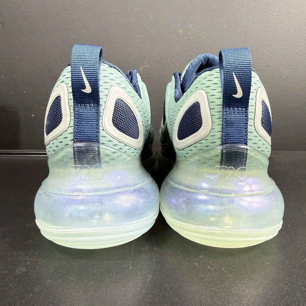 Nike Air Max 720 Youth Size 4.5 women's 6 Northern Lights Day Silver Navy blue